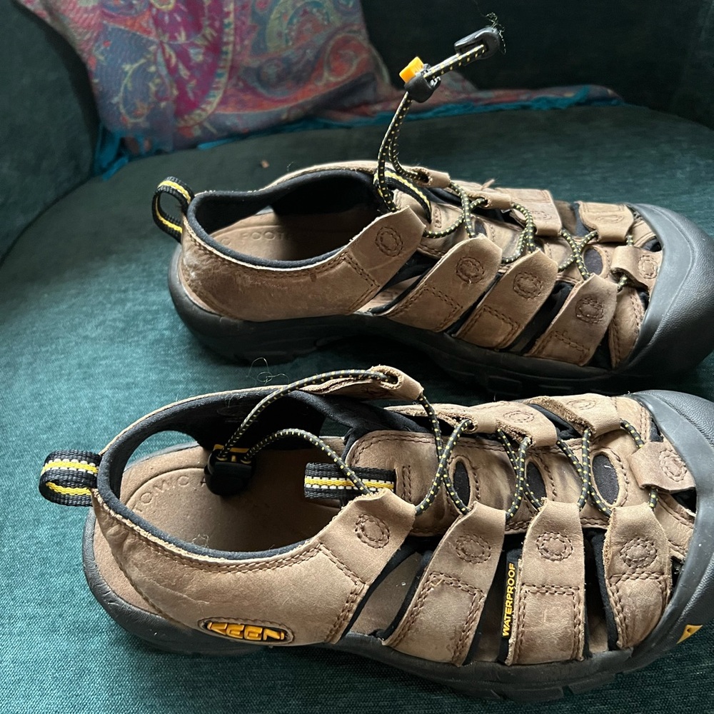 Mens Keen Sandals 8